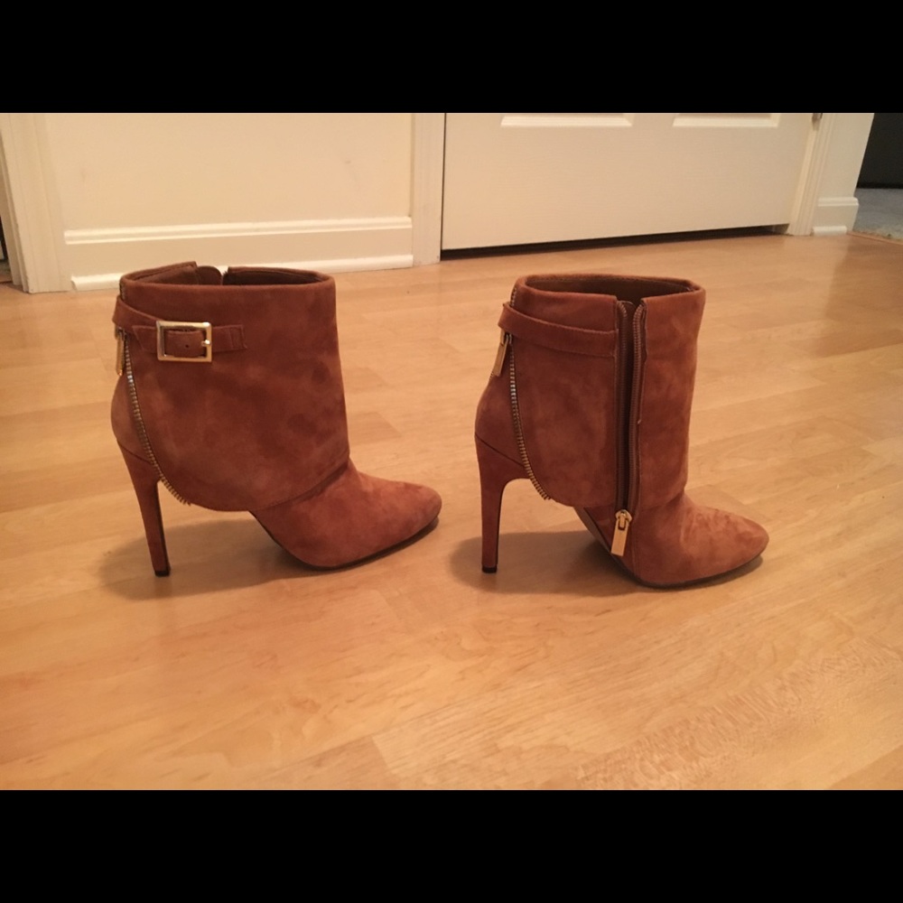 Jessica Simpson booties
